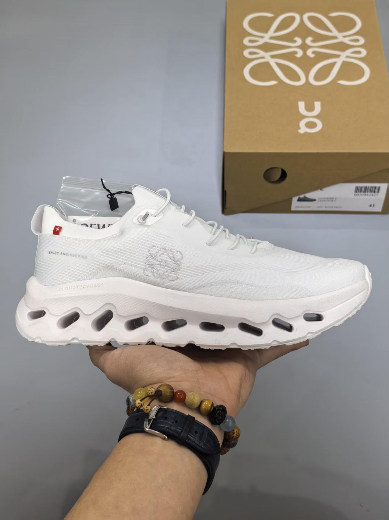 Zapatilla Cloud x LW